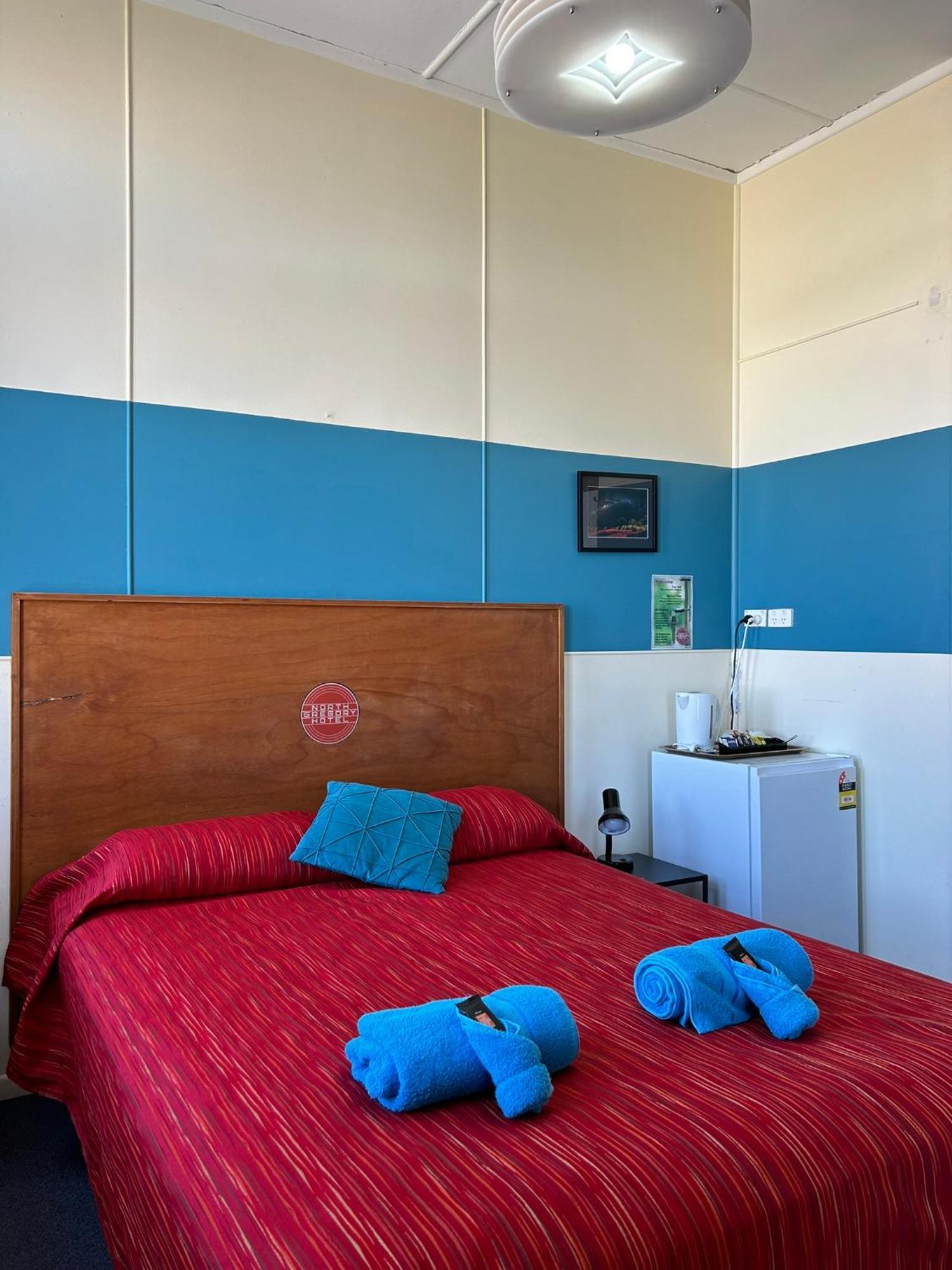 North Gregory Hotel Уинтън Екстериор снимка