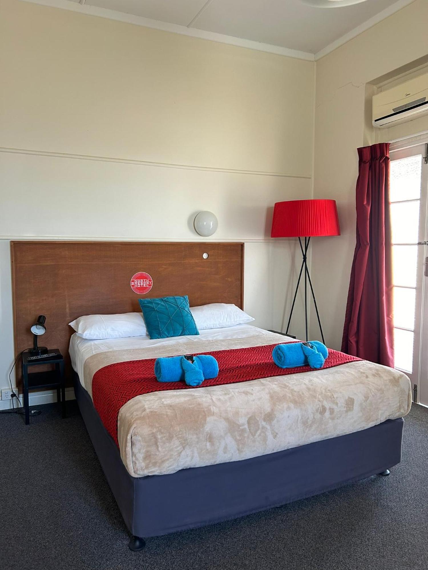 North Gregory Hotel Уинтън Екстериор снимка
